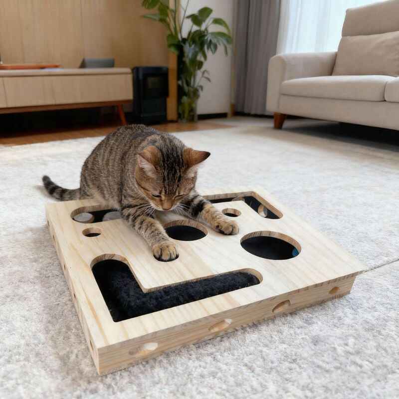 Griffoir en bois pour chat – Labyrinthe interactif avec balles à grelots