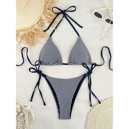 Bikini Deux Pièces Femme Halter Floral Séchage Rapide – Bleu Marine & Blanc