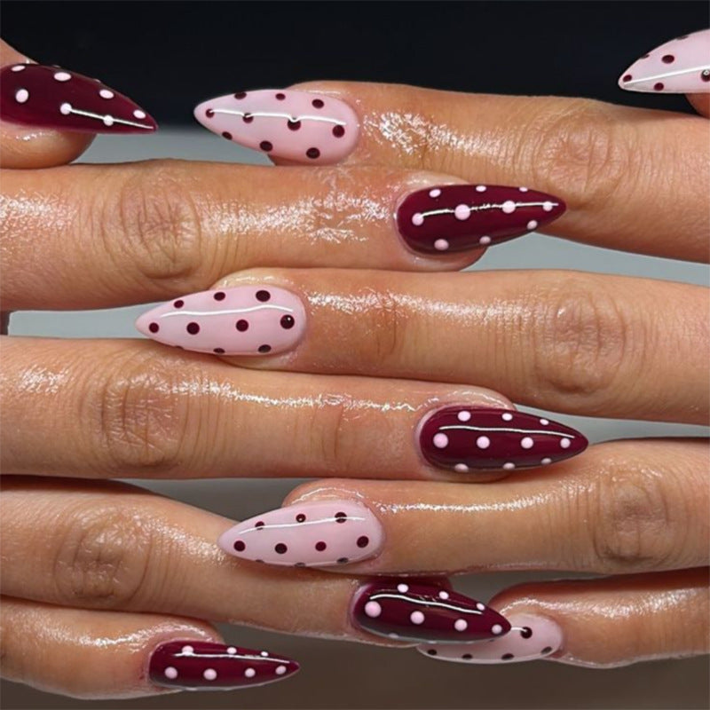 Faux Ongles Amande Rouge à Pois Blancs - Style Rétro Pin-Up - APPRO-DISTRI