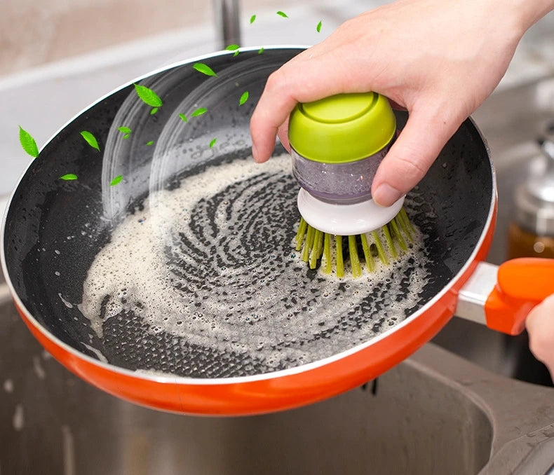 Brosse à Vaisselle avec Distributeur de Savon Intégré – Tête Remplaçable, Support Inclus