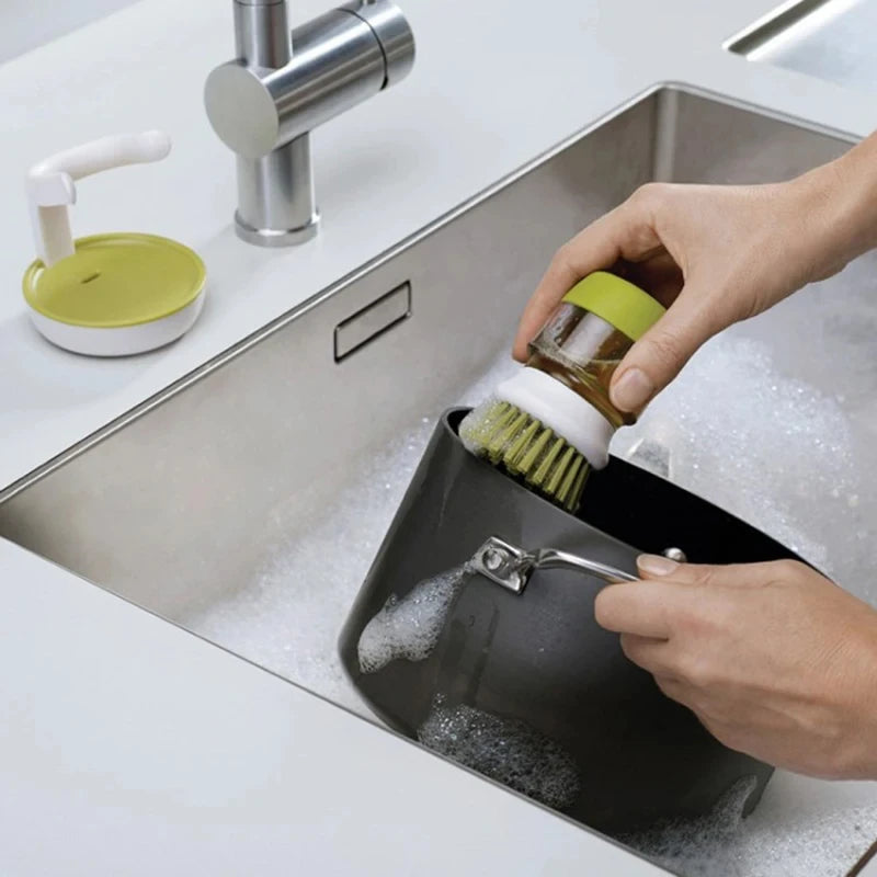 Brosse à Vaisselle avec Distributeur de Savon Intégré – Tête Remplaçable, Support Inclus