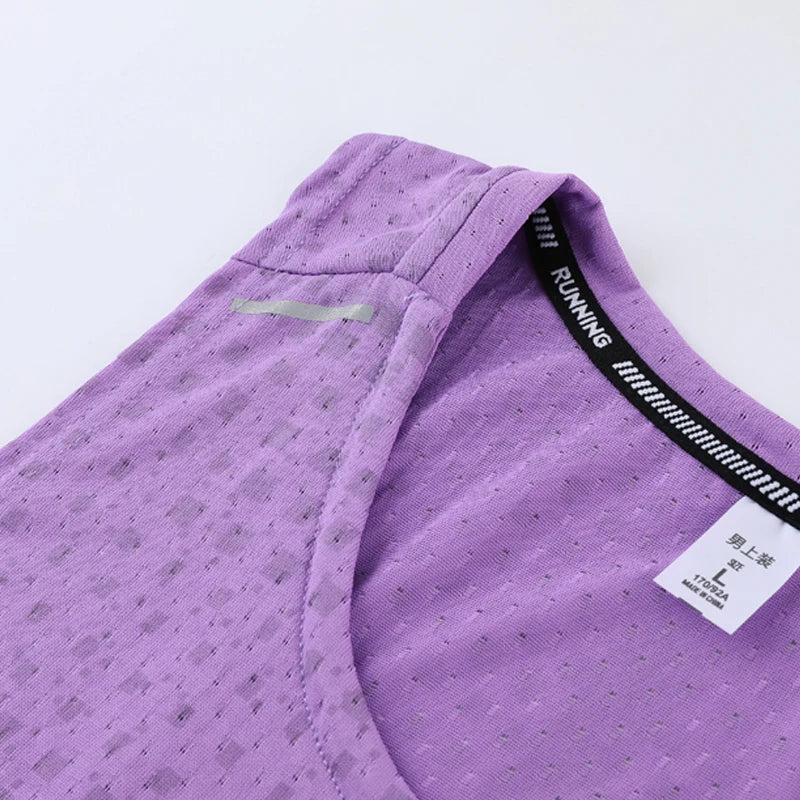 Men Gym Vest Quick-Drying Mesh Breathable Summer Cool Beach Travel Undershirt Basketball Training Fashion Running Tanks